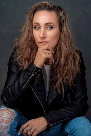 Amanda Larcombe portrait
