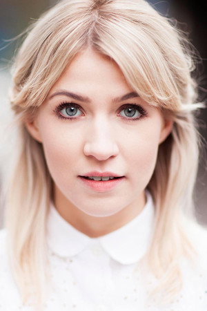 Laura Woodward portrait