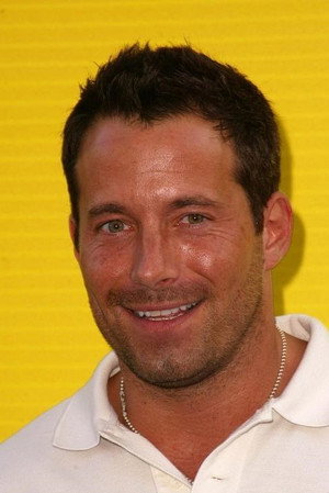 Johnny Messner portrait
