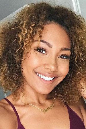 Parker McKenna Posey portrait