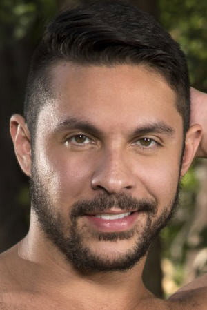 Seth Santoro portrait