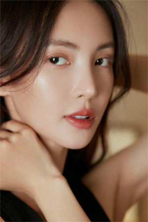 Jin Chen portrait