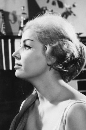 Nilüfer Sezer portrait