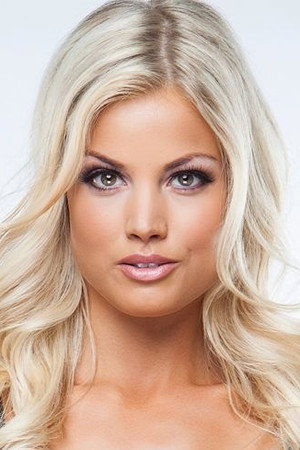 Janni Hussi portrait