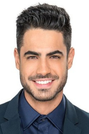 Roberto Hernández portrait