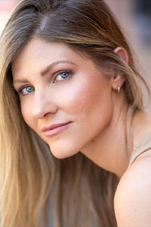 Brooke Tomlinson portrait
