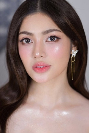 Jane De Leon portrait