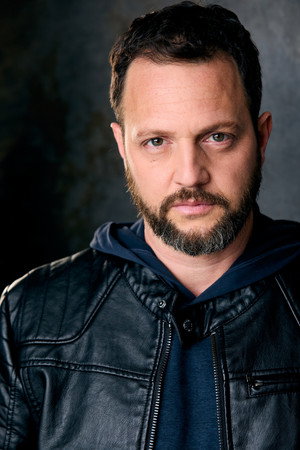 Yaron Shavit portrait