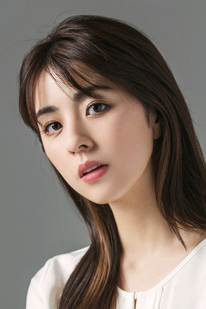 Yurina Yanagi portrait
