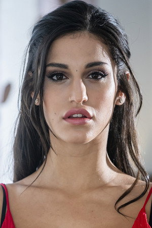 Natasha Lapiedra portrait