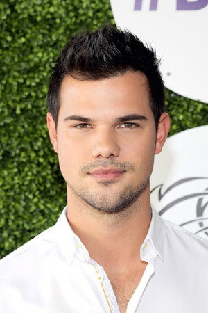 Taylor Lautner portrait