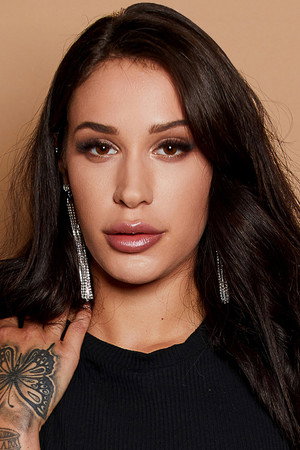 Lola Bellucci portrait