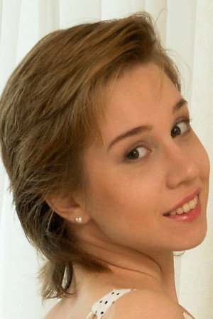 Alice Klay portrait
