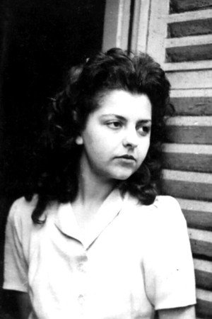 Madeleine Riffaud portrait