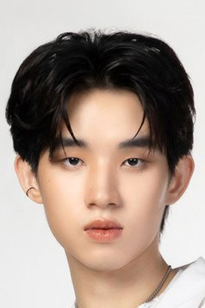 Pichetpong Chiradatesakunvong portrait