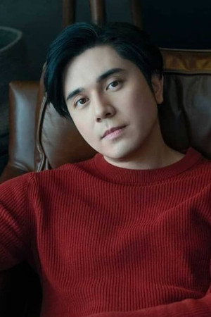 Paulo Avelino portrait