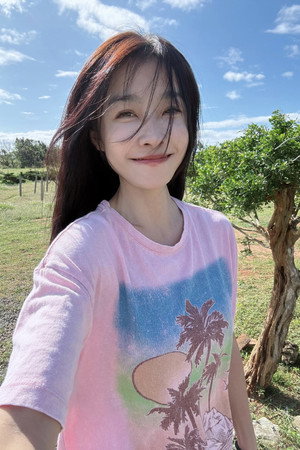 Kelly Huang portrait