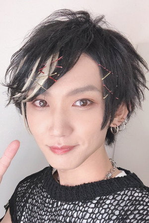 Hiroto Akiya portrait