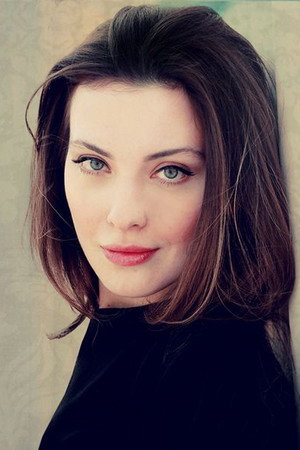 Arzu Yanardağ portrait