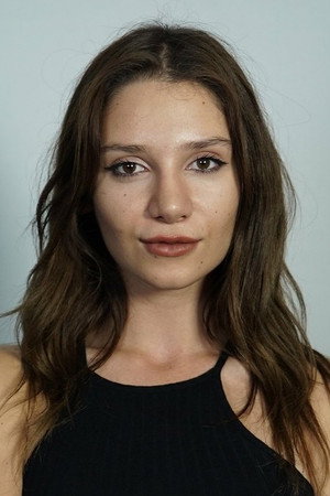 Pelinsu Çileli portrait