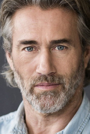 Roy Dupuis portrait