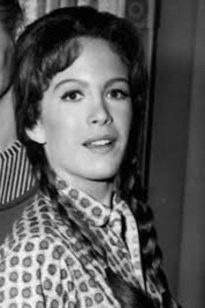 Linda Henning portrait