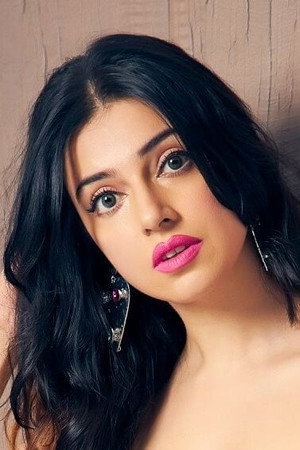 Divya Khossla portrait