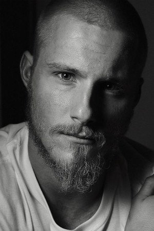 Alexander Ludwig portrait