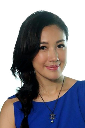 Selena Lee portrait