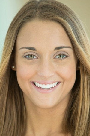 Marry Lynn portrait
