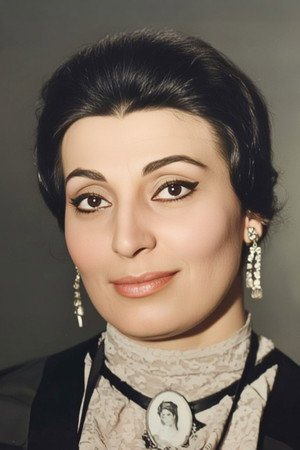 Alev Koral portrait