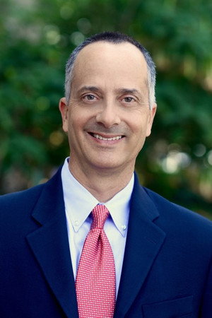 Alan Abrahamson portrait