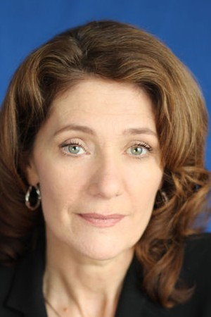 Sarah Orenstein portrait
