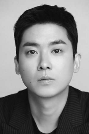 Cho Hyun-chul portrait