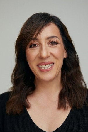 Binnur Kaya portrait