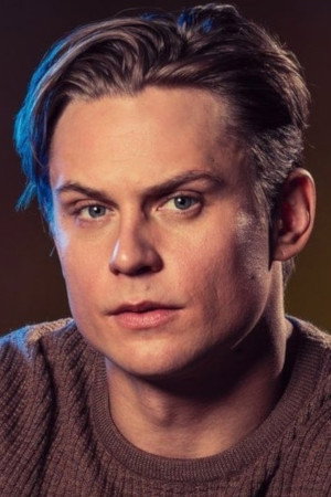 Billy Magnussen portrait