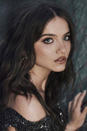 Madeleine McGraw portrait