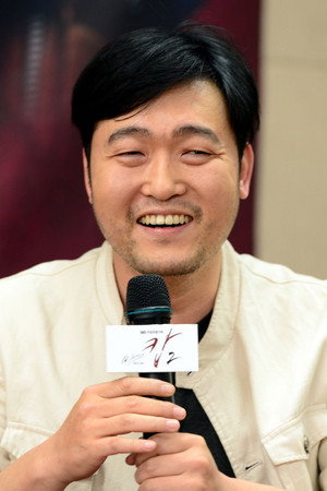 Lee Jun-hyeok portrait