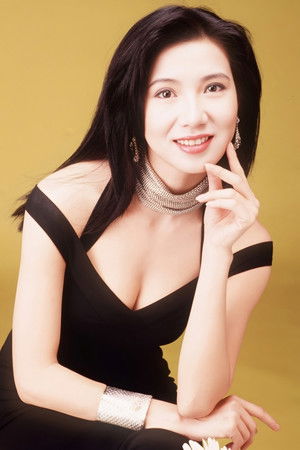 Suki Kwan Sau-Mei portrait