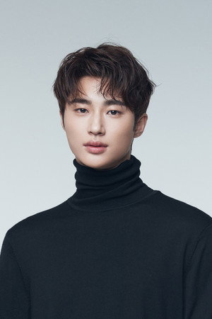 Byeon Woo-seok portrait