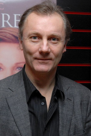 Aden Gillett portrait