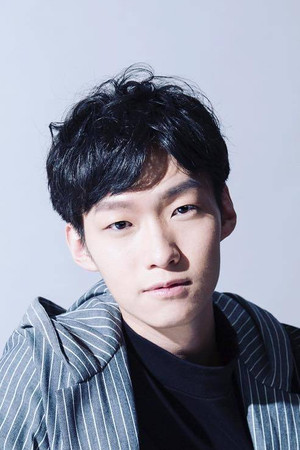 Yi Hung portrait