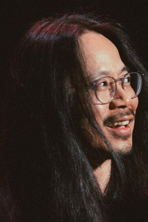 Sheng Wang portrait