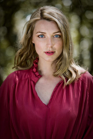 Tania Nolan portrait