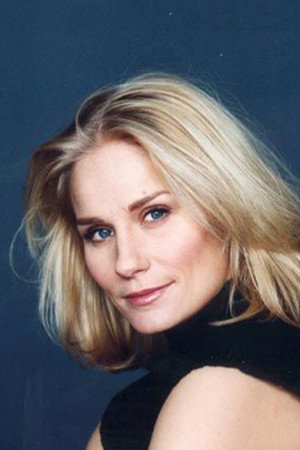 Laura Malmivaara portrait