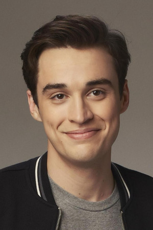 Joey Bragg portrait