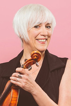 Elise Caron portrait