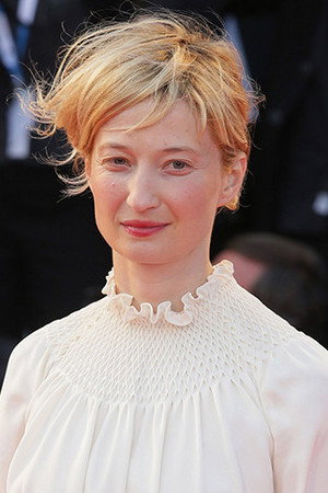 Alba Rohrwacher portrait