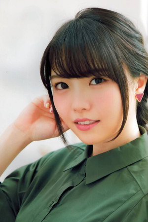 Momo Asakura portrait
