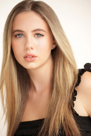 Eden Summer Gilmore portrait